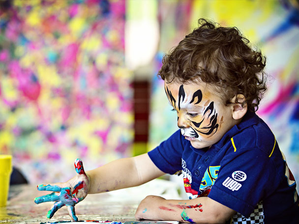 Uninhibited creative play